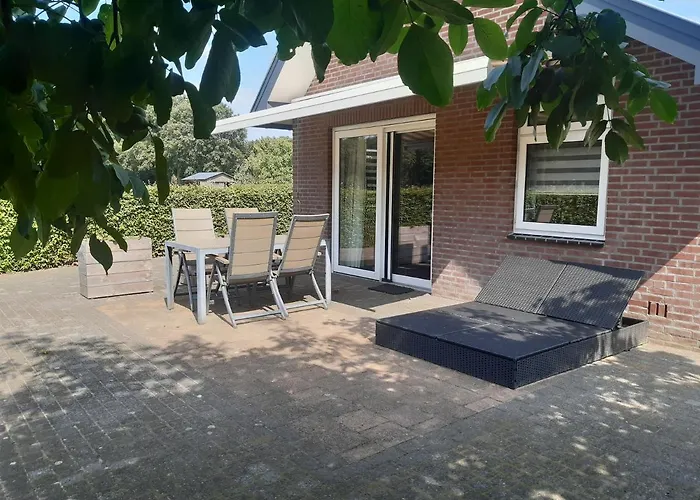De Steegberg Holiday Home